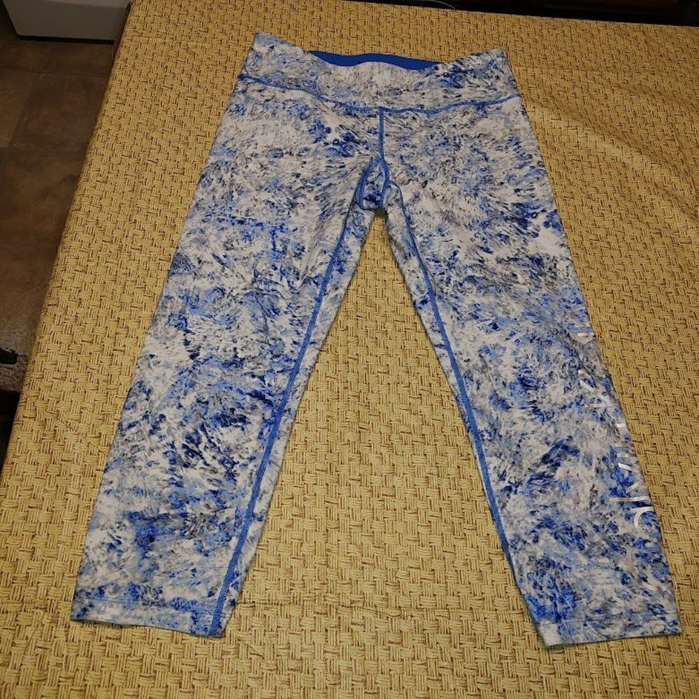 Calvin Klein Wicking Performance White Blue Capri Leggings Size Women's M